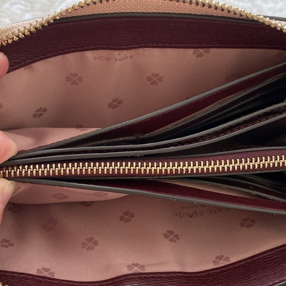 Kate Spade large gold metallic zip around wallet w/ cranberry and pink interior - Picture 11 of 16
